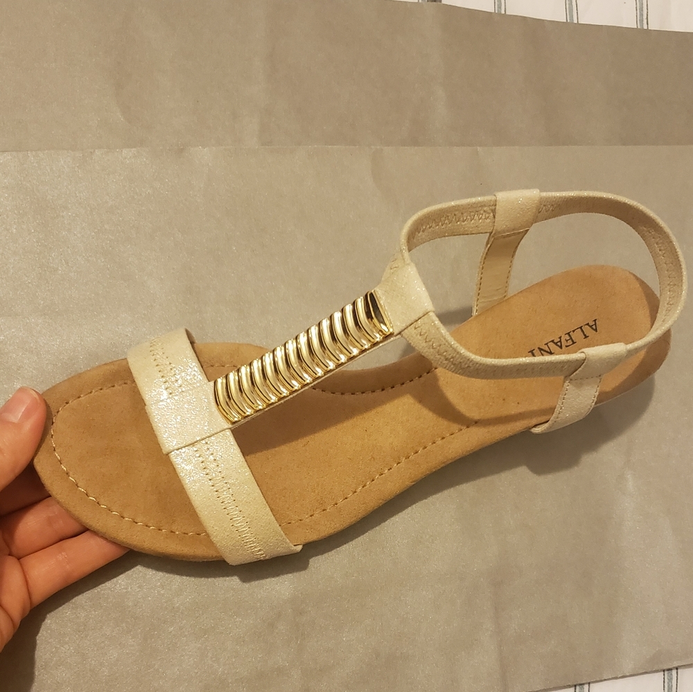 Alfani Wedge Sandals Sz 9